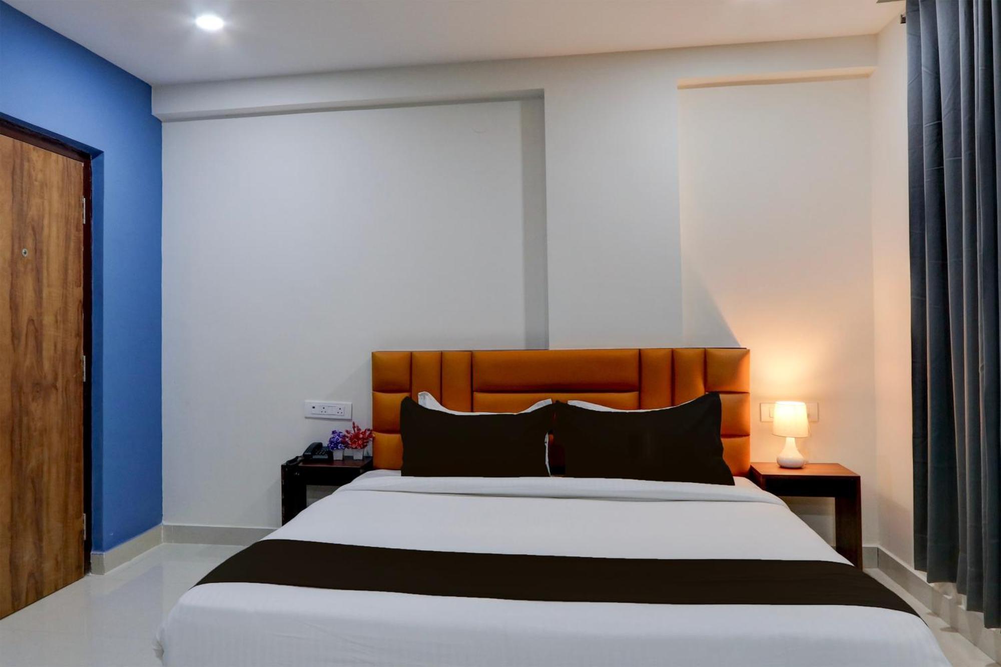 Hotel Super Townhouse The Cinco Bliss Near Ikea, Wells Forgo, Kims, Care Hospitals Hajdarabad Zewnętrze zdjęcie