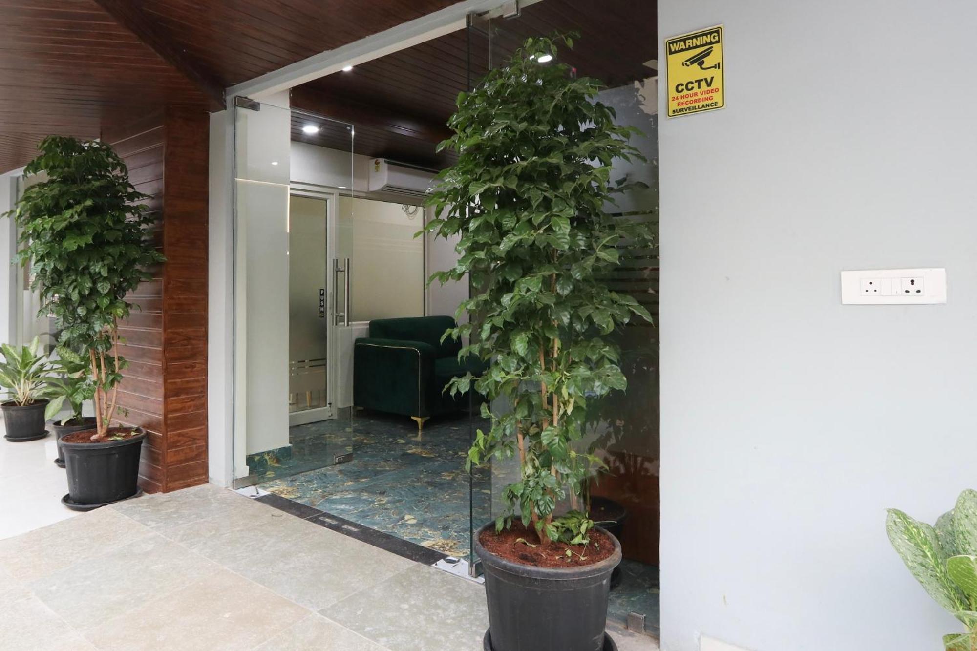 Hotel Super Townhouse The Cinco Bliss Near Ikea, Wells Forgo, Kims, Care Hospitals Hajdarabad Zewnętrze zdjęcie